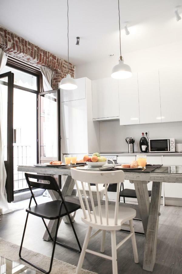 Stylish Apts Center Malasaña- 1, 2&3 Bedroom Flats In Same Building